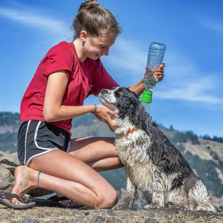 Kurgo Mud Dog Travel Shower 2.webp