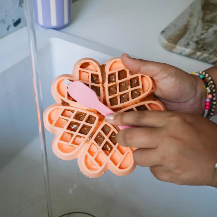 babelle lickmat scrubber szczoteczka zielona 8.webp