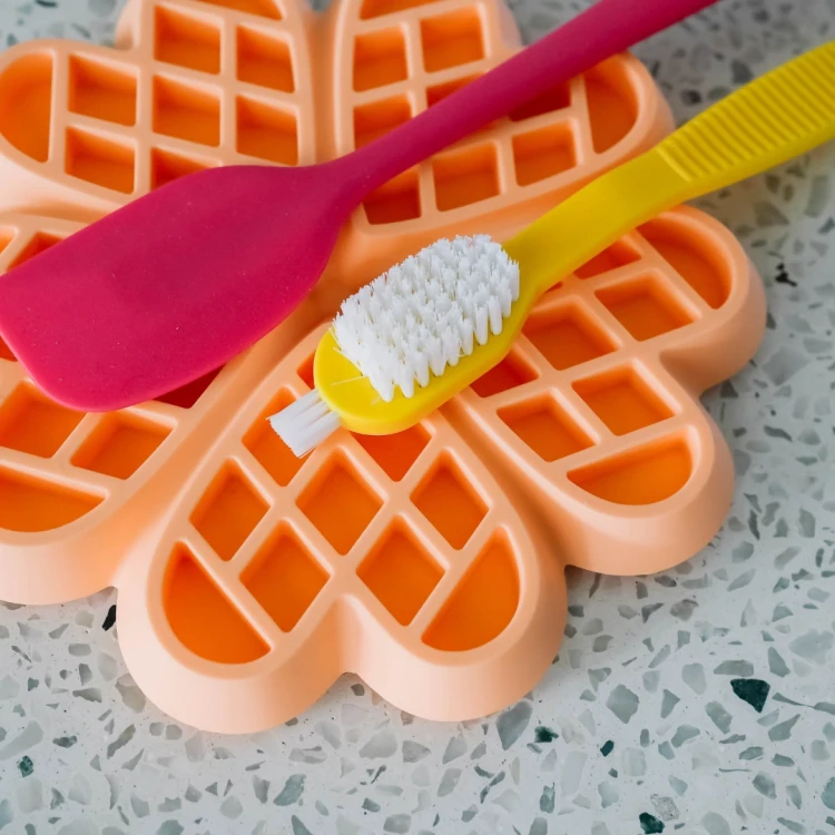 Szpatułka Babelle Lickmat Spatula z silikonu spożywczego BPA-Free, do precyzyjnego i szybkiego rozsmarowywania karmy na macie do lizania dla psa