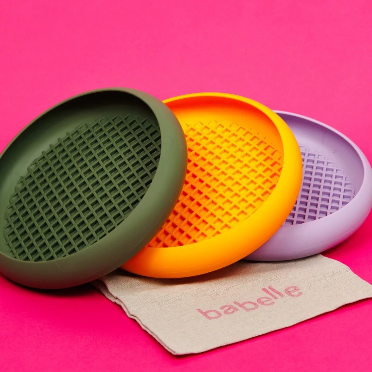 Babelle The Circle, okrągła mata do lizania z uniesionymi brzegami, z silikonu spożywczego BPA-Free, spowalnia jedzenie i pomaga psu redukować stres