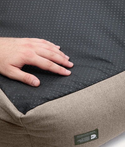 CAFIDE Beige Dog Bed Snozy – ekologiczne, trwałe legowisko dla psa w ciepłym beżowym kolorze, z pokrowcem łatwym do prania i wypełnieniem z pianki polistyrenowej z recyklingu